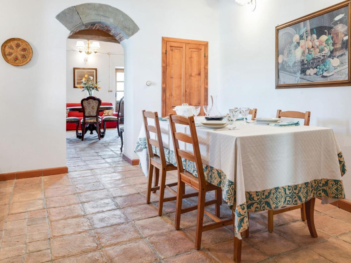 הוילה Casola in Lunigiana Ancient Farmhouse With Private Heated Hot Tub And Pool מראה חיצוני תמונה